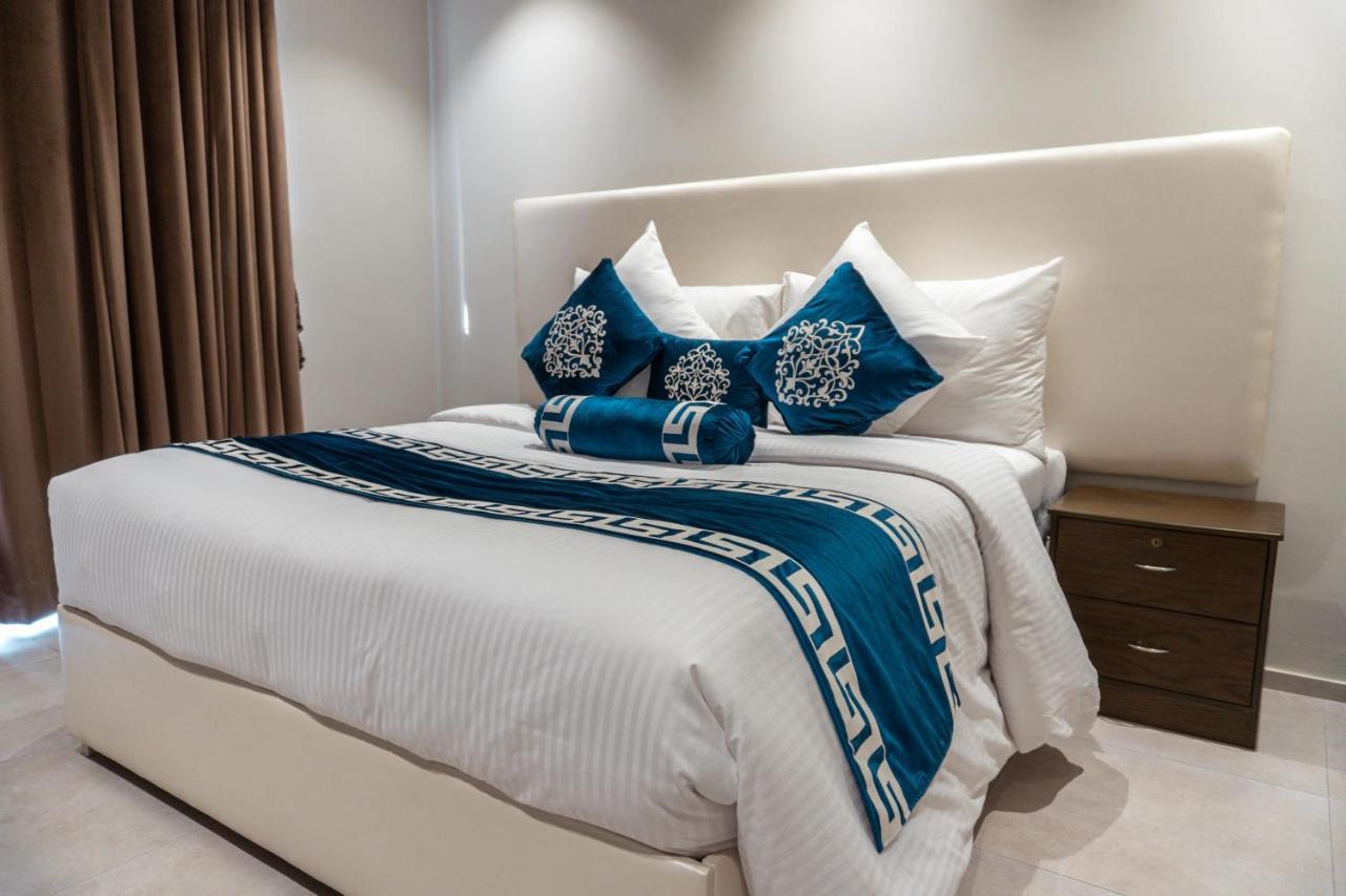 Trivelles Executive Suites İslamabad Dış mekan fotoğraf