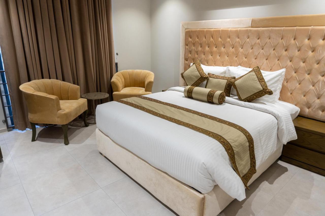 Trivelles Executive Suites İslamabad Dış mekan fotoğraf