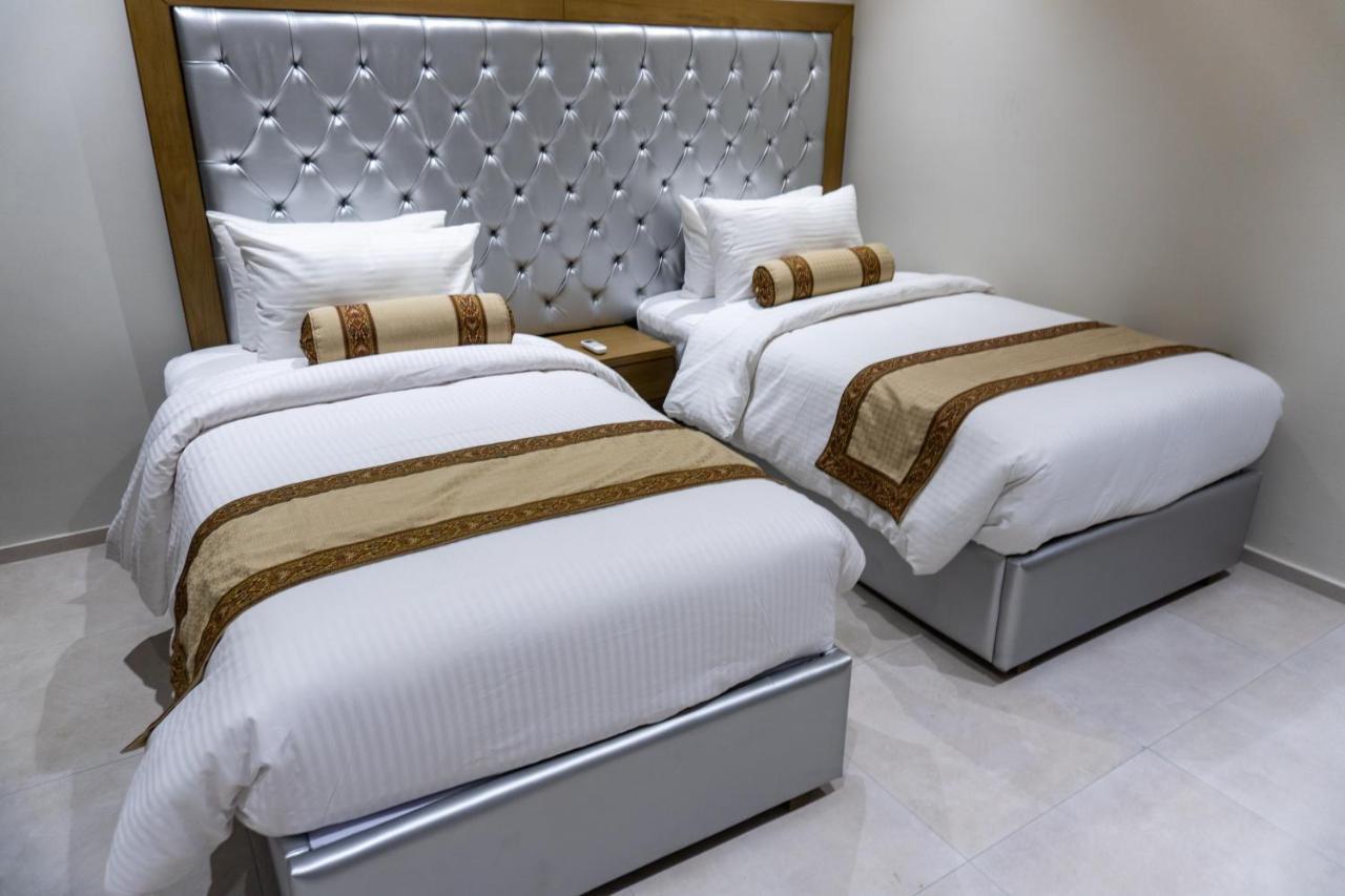 Trivelles Executive Suites İslamabad Dış mekan fotoğraf