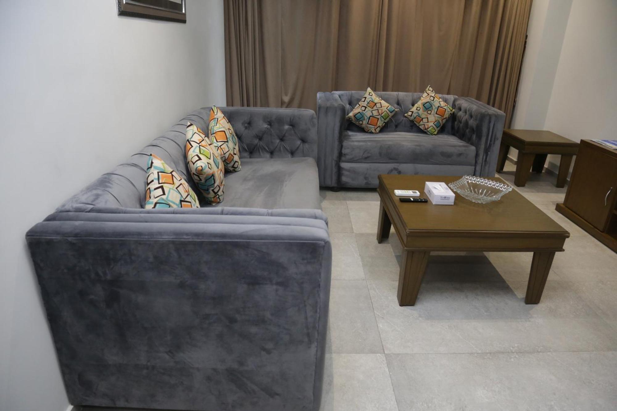 Trivelles Executive Suites İslamabad Dış mekan fotoğraf